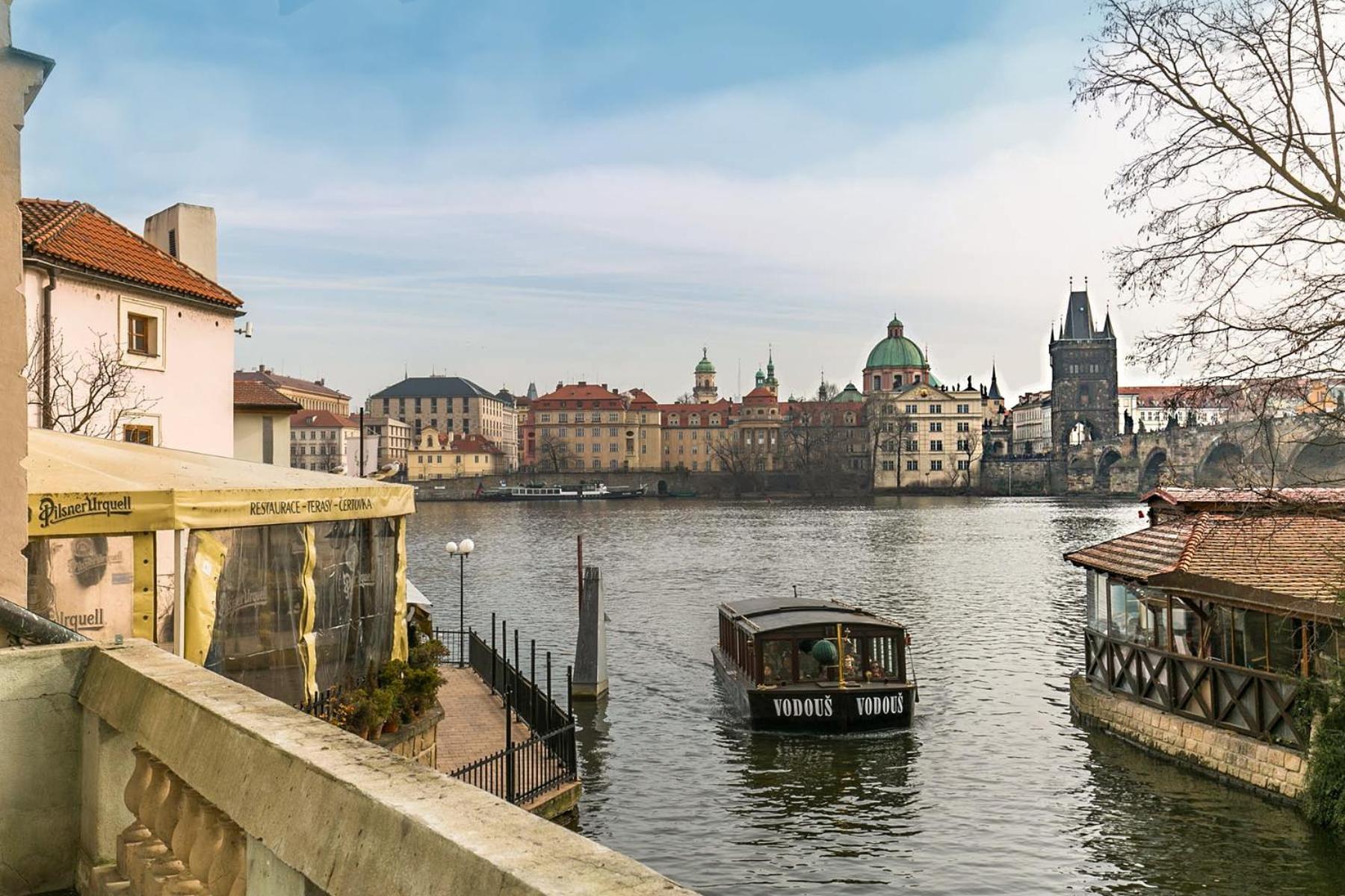 Residence Charles Bridge Prague Exterior photo